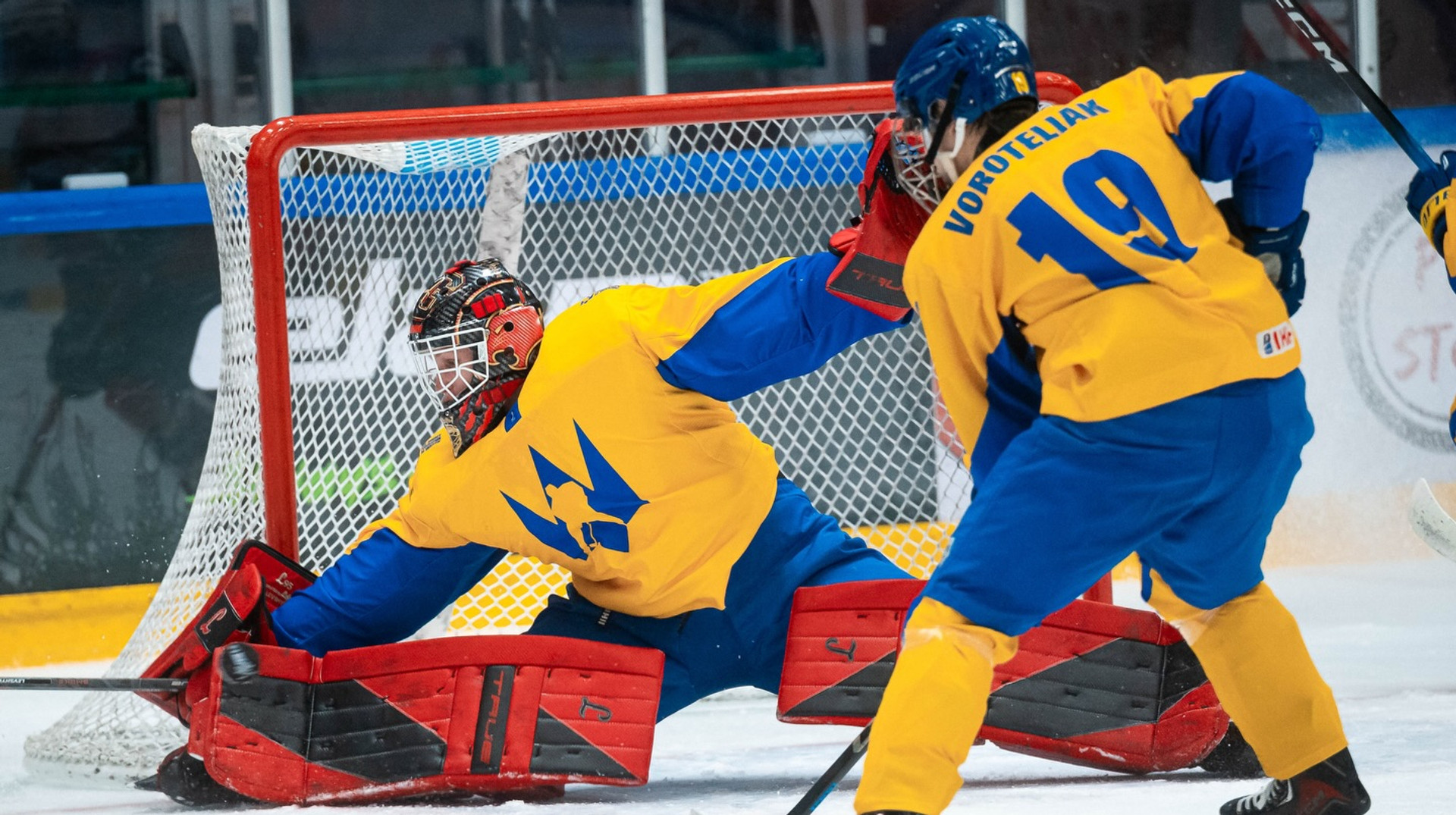 Дубль Шибінського не врятував: збірна України поступилася Словенії на ЧС-2026| Хокей