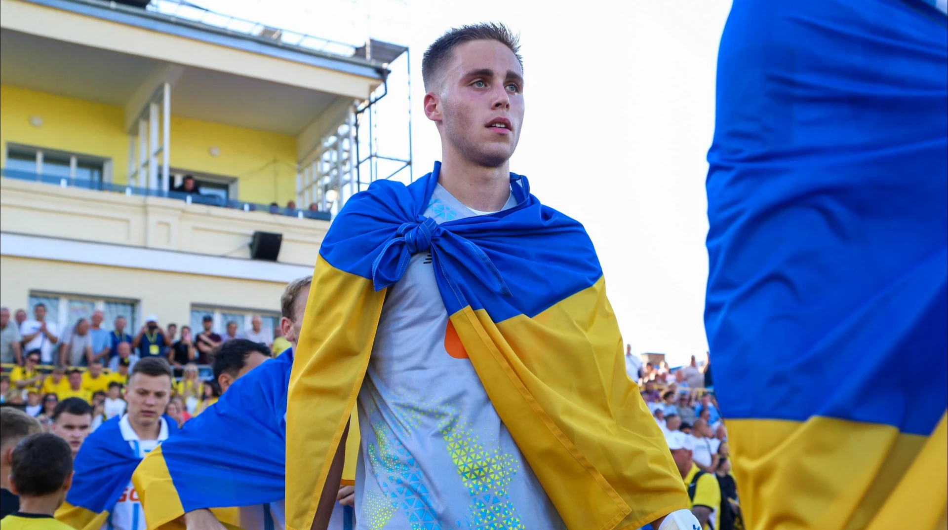 Прізвище дуже сильно на нього тисне: Вірт оцінив провальну гру голкіпера Динамо Суркіса