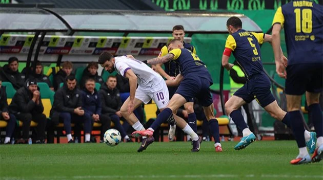 Букмекеры назвали фаворита матча ЛНЗ – Металлист 1925