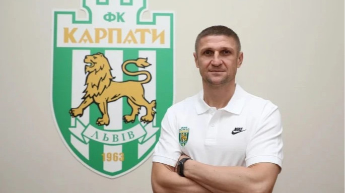 Єзерський більше не працює у тренерському штабі Карпат – джерело