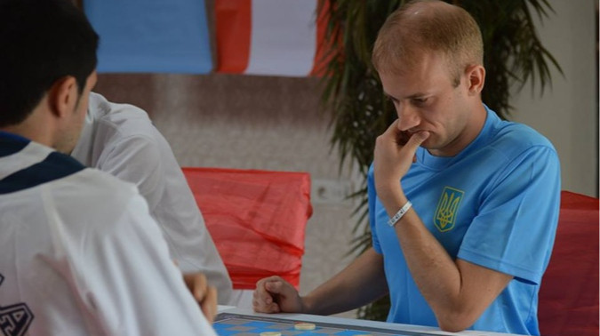 Аникеев завоевал серебро на чемпионате мира по шашкам-100 в Китае