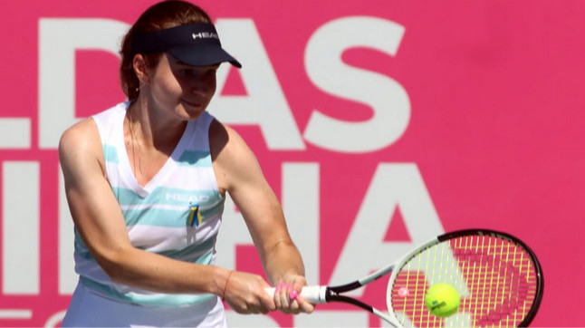 Снигур не сумела выйти в финал турнира ITF в ОАЭ