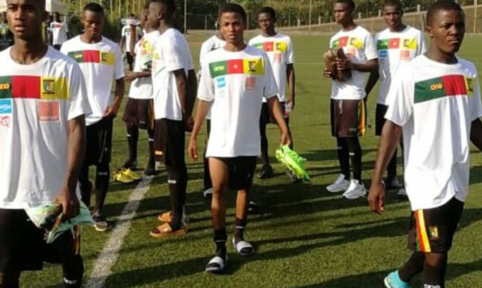Понад 20 гравців збірної Камеруну U-17 провалили тест на вік