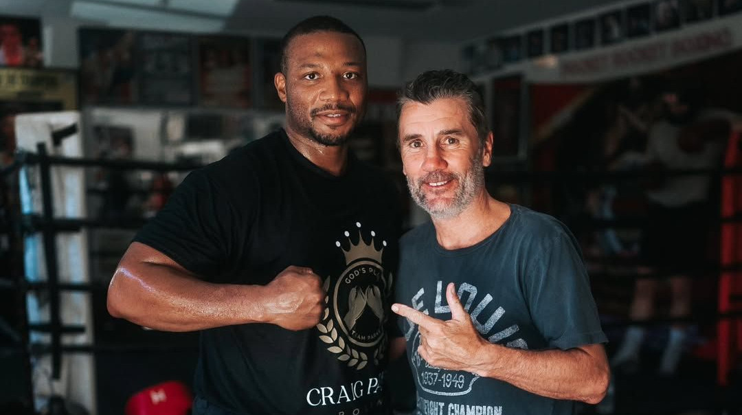 Непереможний американець заявив про бажання боксувати з Полом