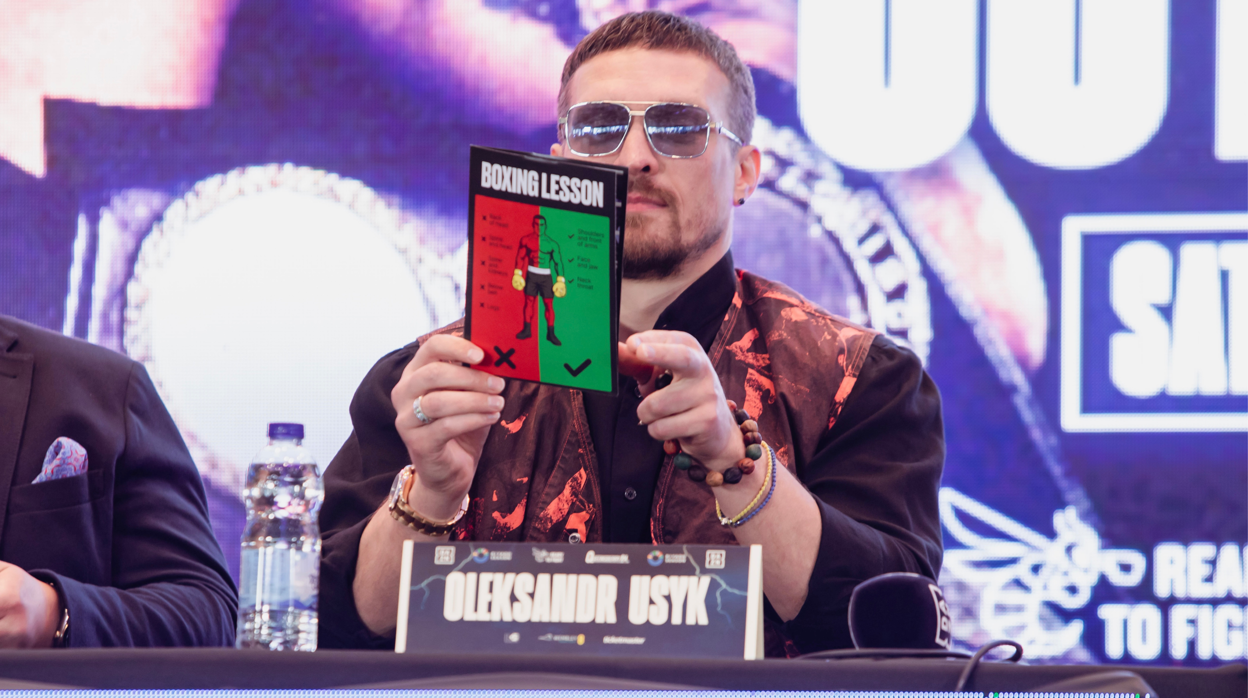 Известный промоутер и снукерный менеджер назвал Усика лучшим боксером в истории хевивейта