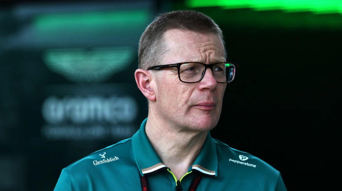 Енді Коуелла звільнили з Астон Мартін