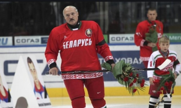 Хокеїст команди Лукашенка заразився коронавірусом і госпіталізований