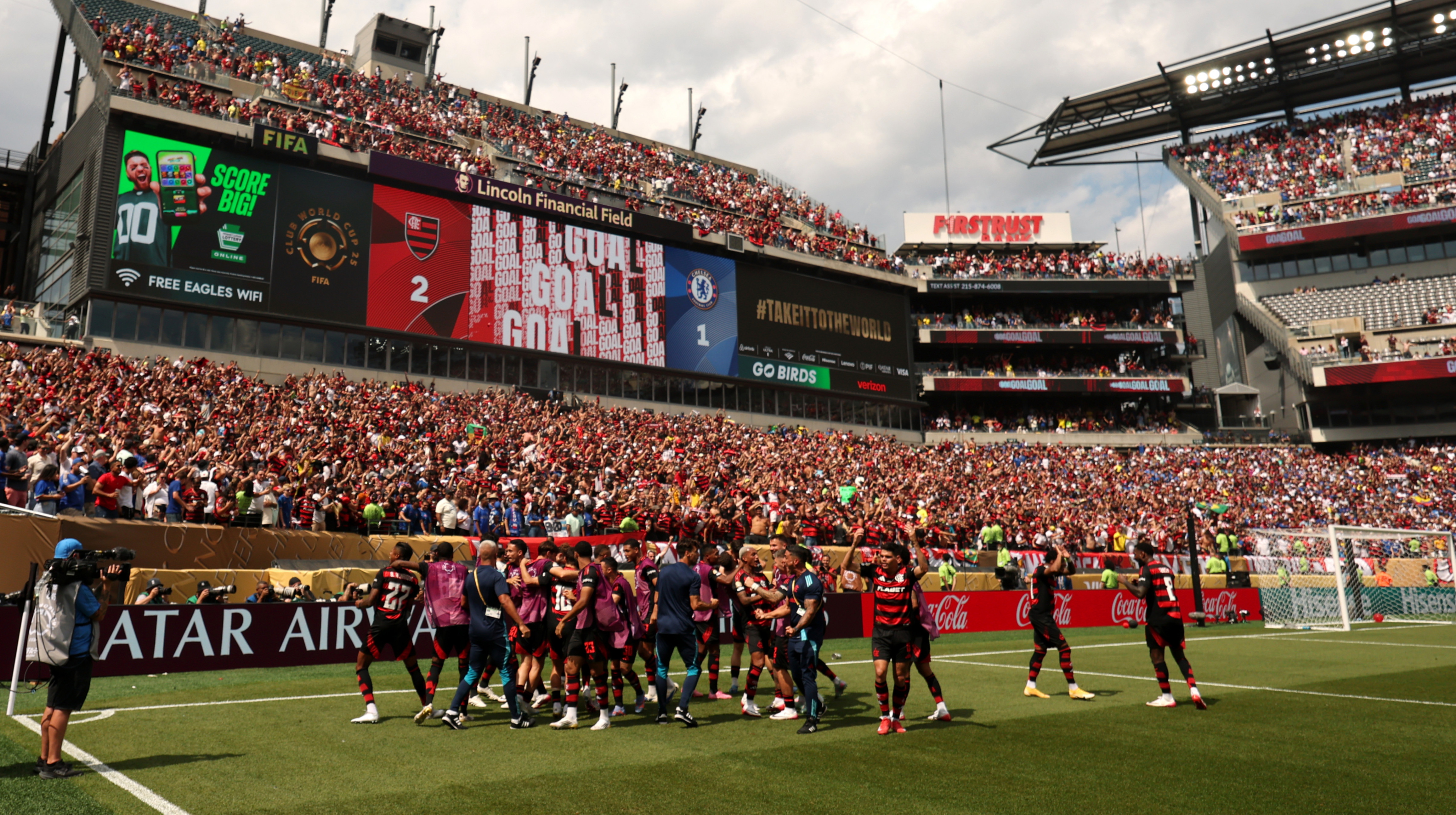 Рома в кроці від підписання зіркового правого захисника Фламенгу, – Романо