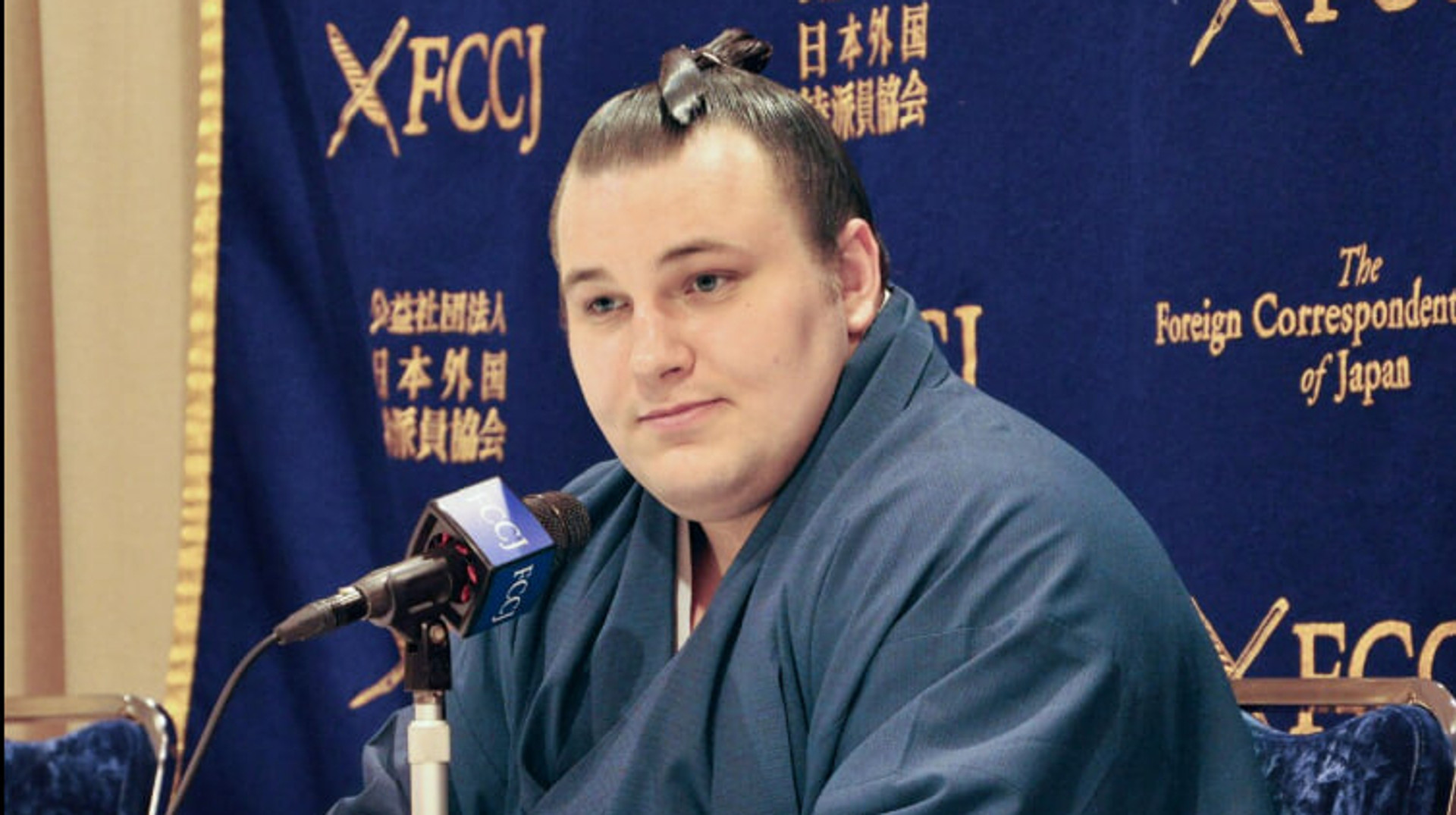 Україна втрачає зірку сумо Аонішікі? Що відомо про його зміну громадянства