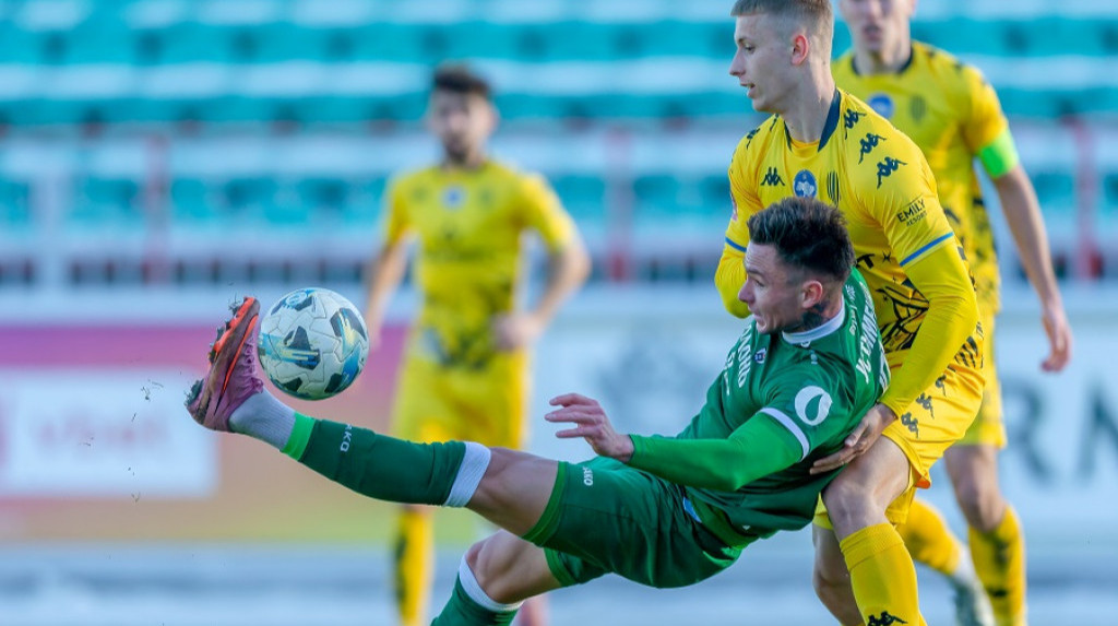 Оболонь з диво-голом Устименка здолала Рух в 18 турі УПЛ