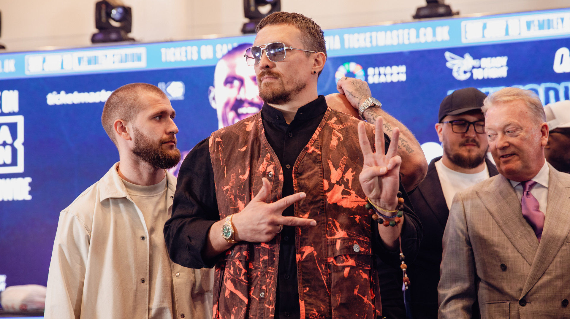 Усик розповів, що першим ділом зробить після перемоги над Дюбуа