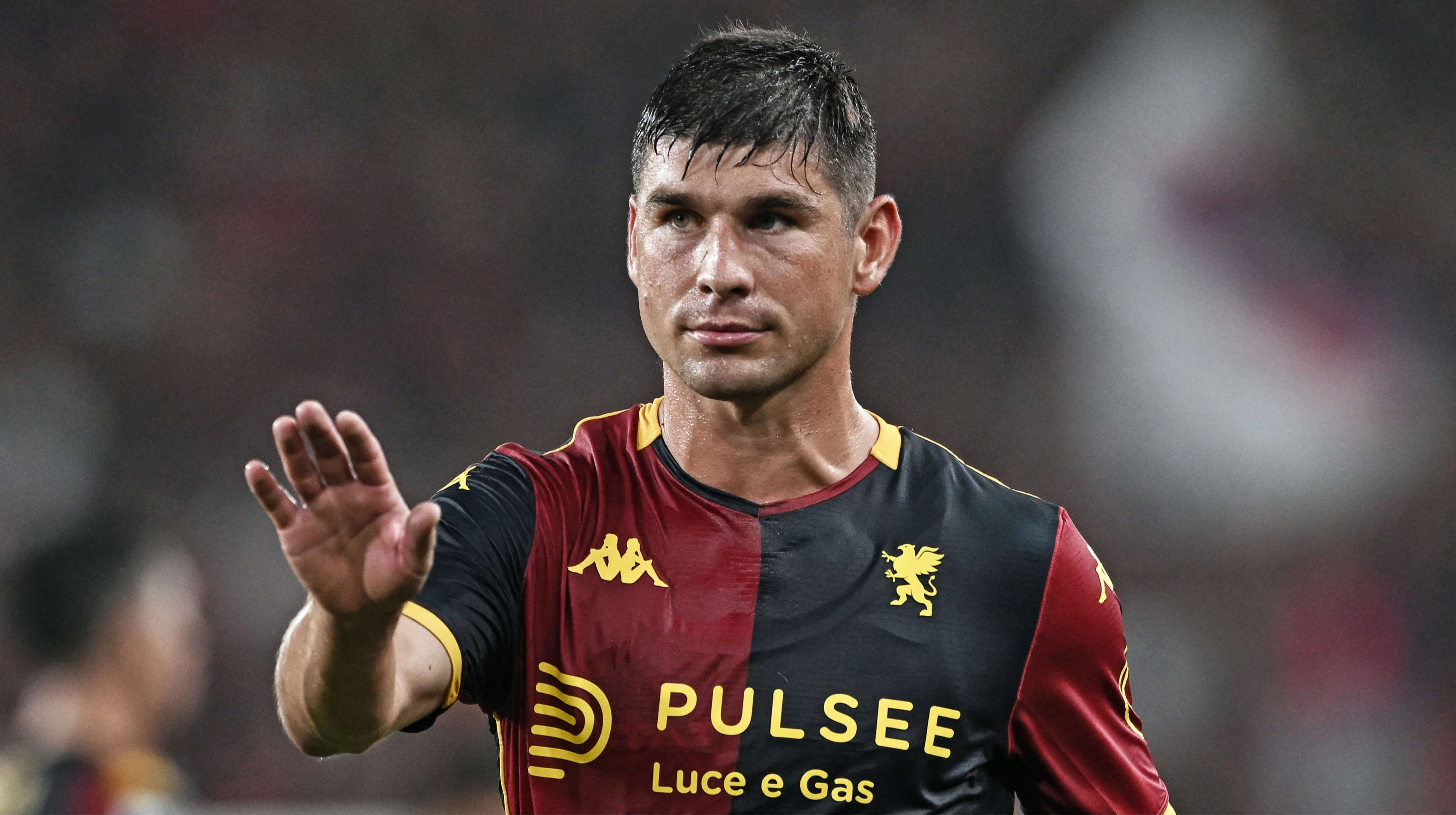 Малиновский впервые в сезоне попал в стартовый состав Дженоа на матч Серии А