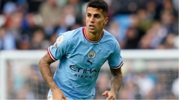 Решающие часы для Канселу: Интер выдвинул условия обмена, но игрок ждет Барселону