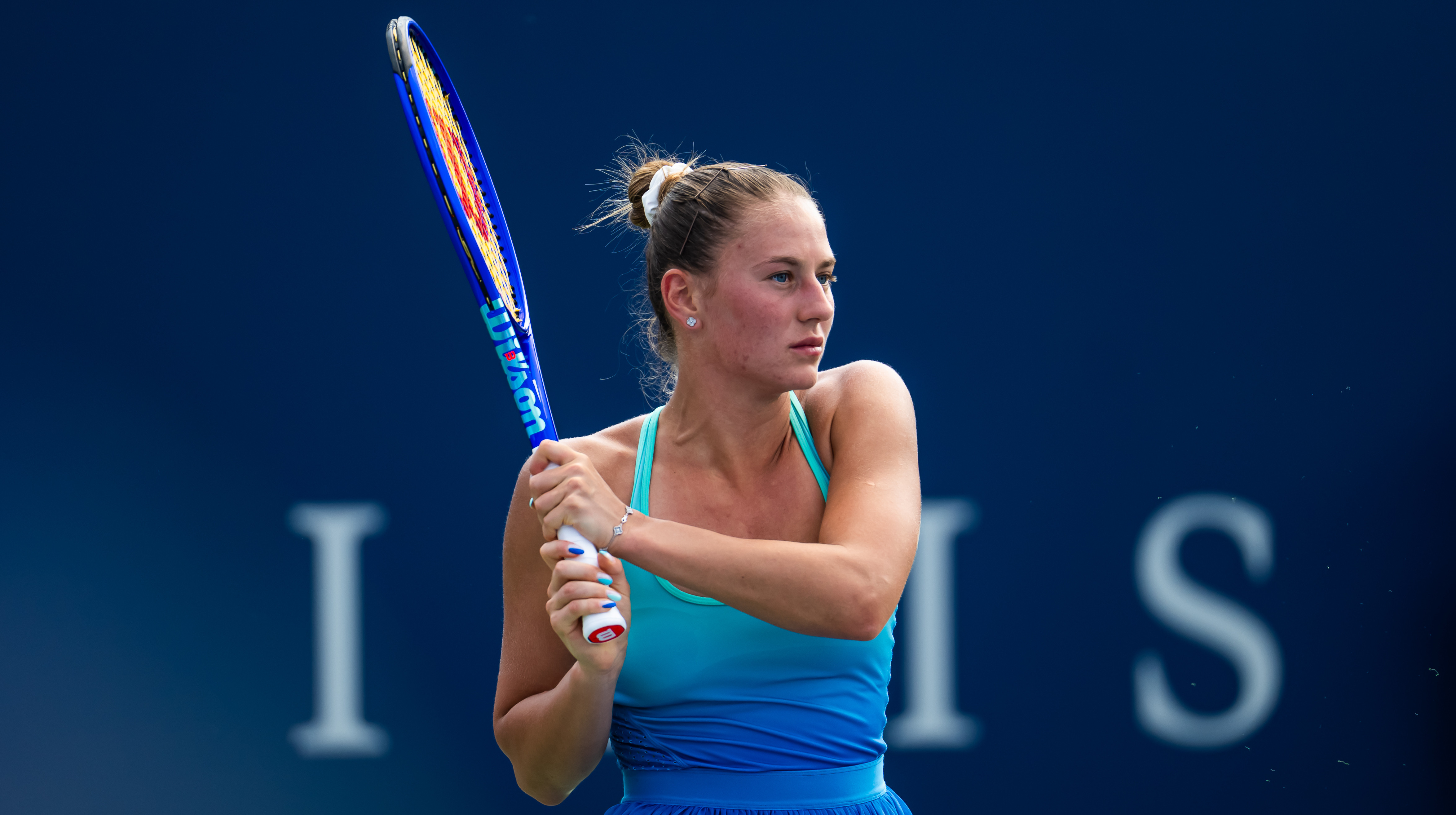 Костюк благодаря третьей подряд волевой победе вышла в четвертьфинал турнира в Монреале