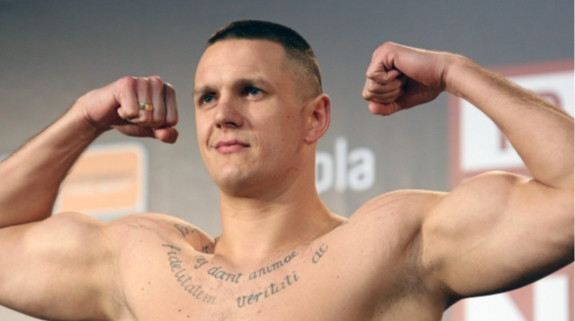 Відомого польського боксера затримали в США. Йому загрожує депортація