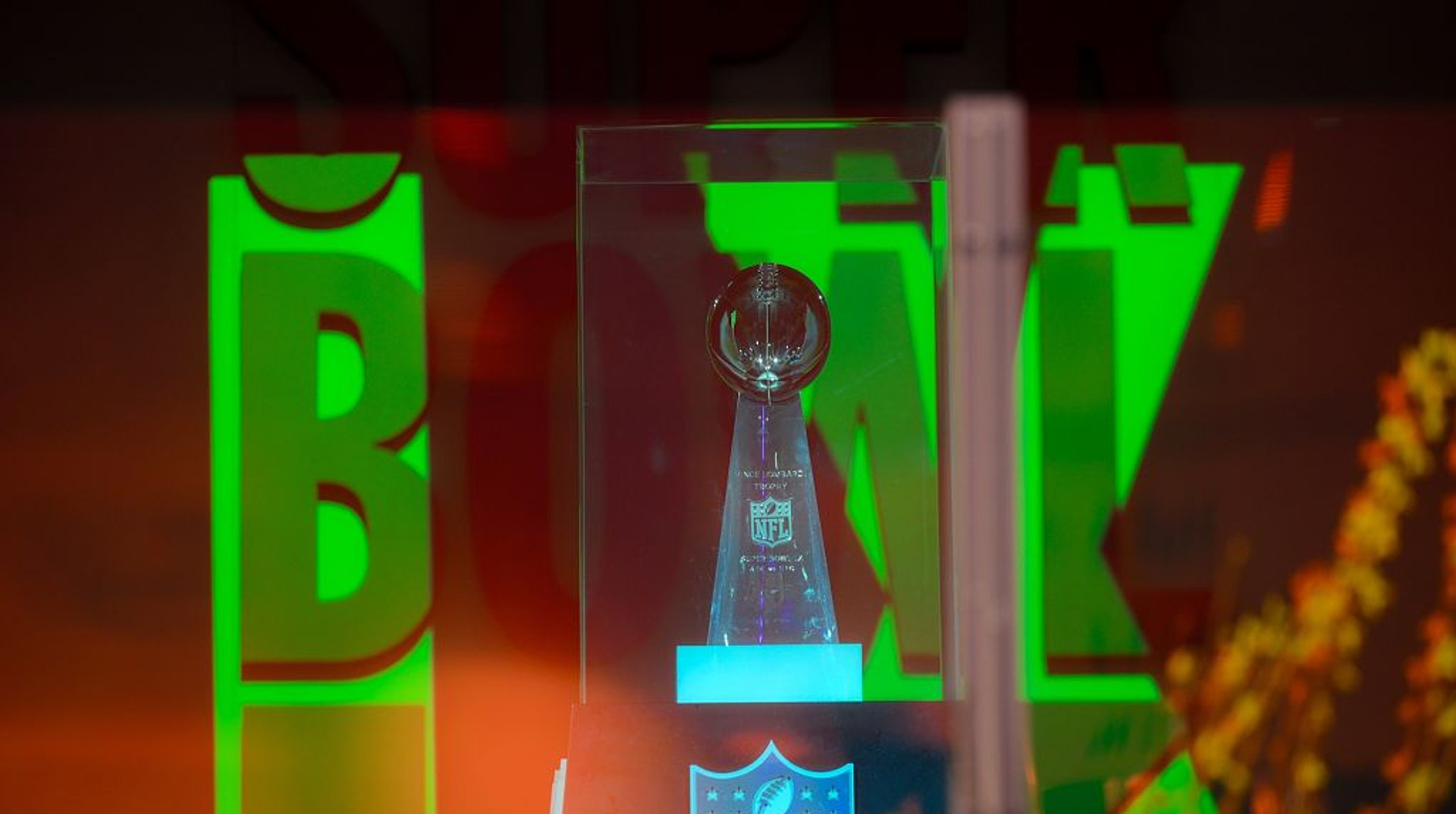Супербоул: история, факты, трофей Ломбарди и Half-Time Show