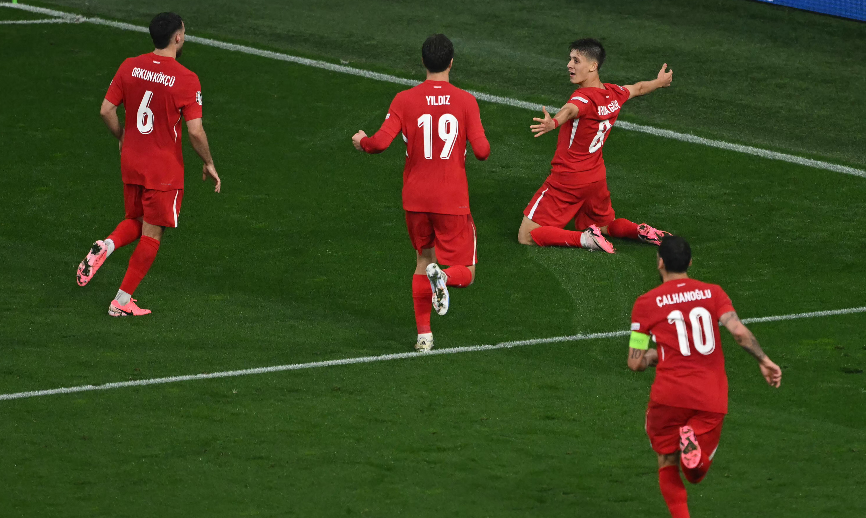Туреччина в яскравому матчі здолала Грузію: огляд матчу Євро-2024