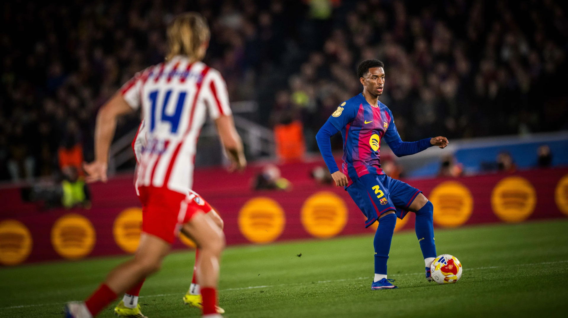 Подвійний удар для Барселони: обидва ключові крайні захисники вибули через травми після матчу з Атлетико