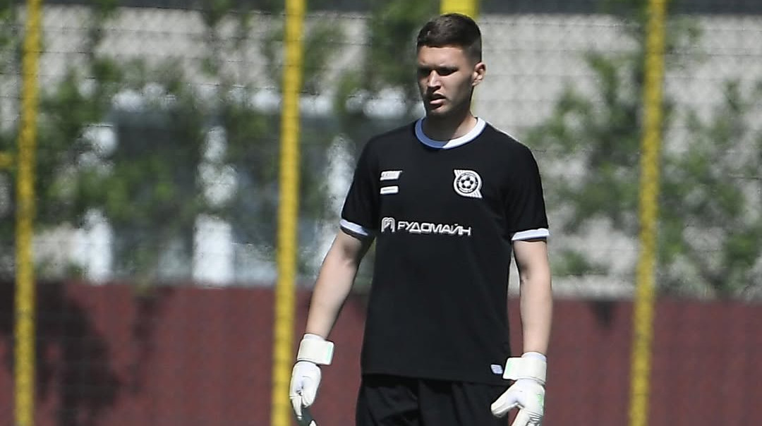 Відмовляється повертатися: Кривбас підтвердив, що їхній голкіпер не приїхав в Україну
