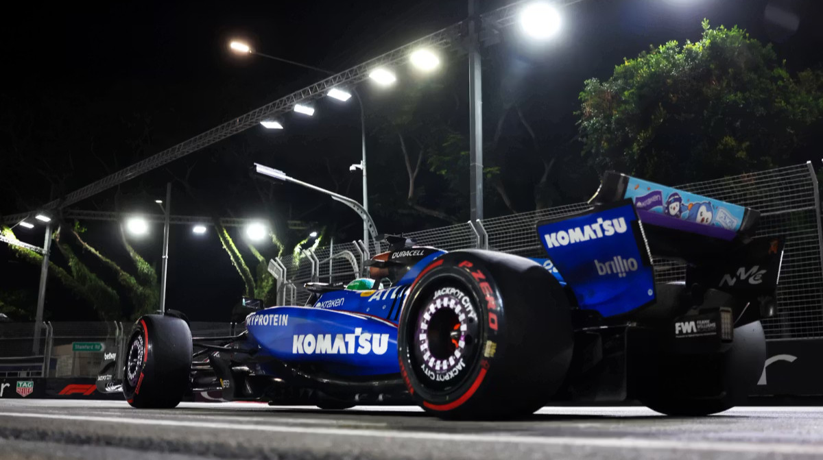 Пилотов Уильямс дисквалифицировали после квалификации Гран-при Сингапура