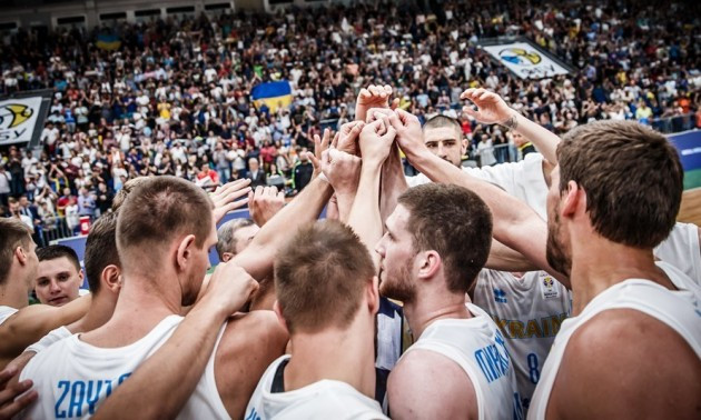 Збірна України прибула до Чорногорії на матч відбору ЧС-2019