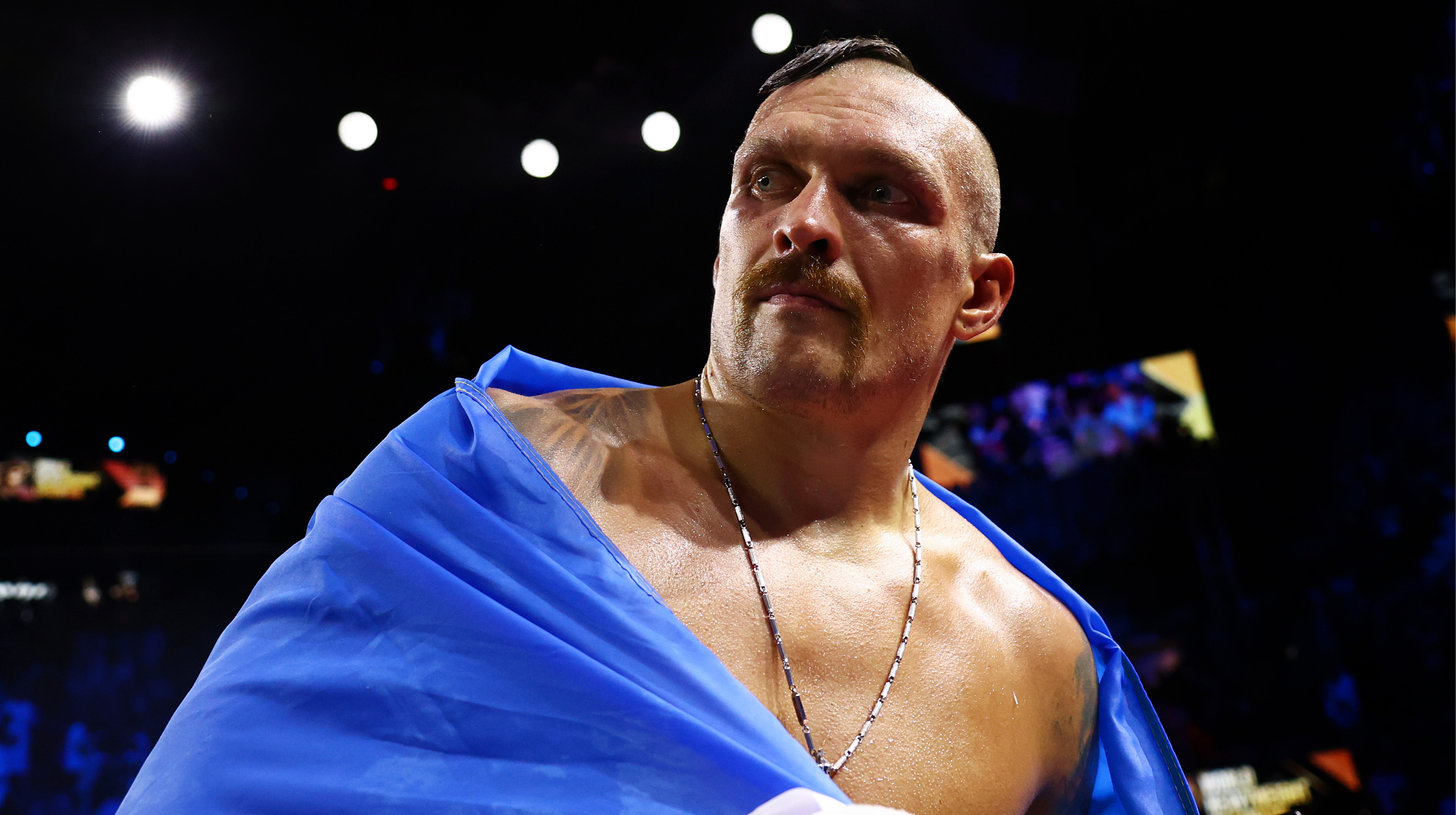 Останнє слово повинне бути за Усиком: Хитров – про майбутнє боксера