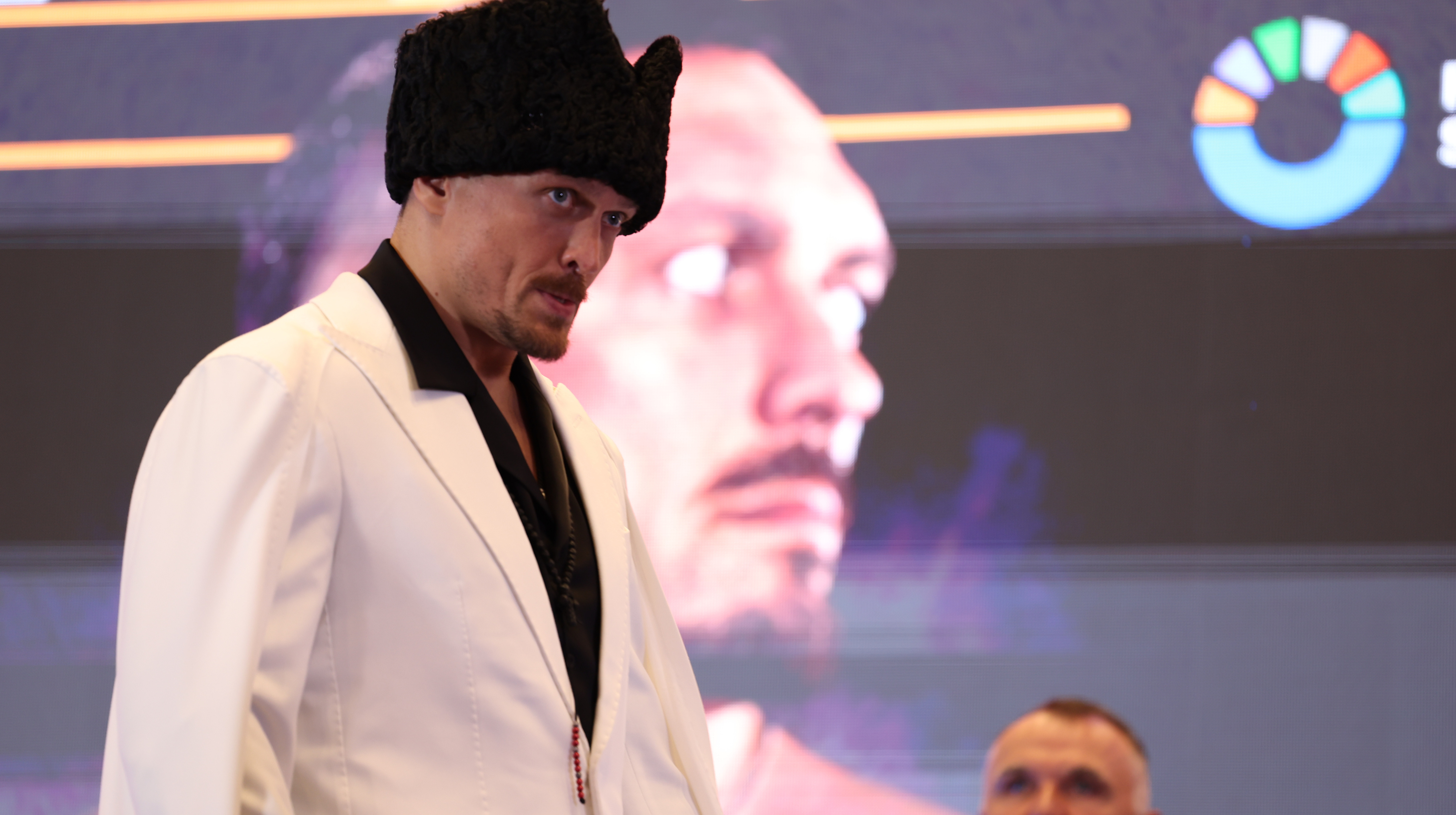 Воррен розповів, чи битиметься Усик у 2025 році