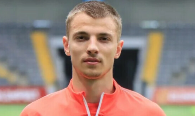 Український футболіст розпочав грати в російському клубі
