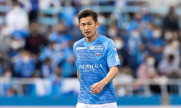 Японський клуб продовжив контракт із 53-річним нападником