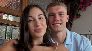 Поедатели булок: Довбик умилил сеть домашним видео с дочкой