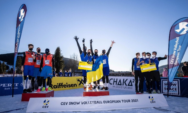 Україна перемогла в європейському турі з волейболу на снігу