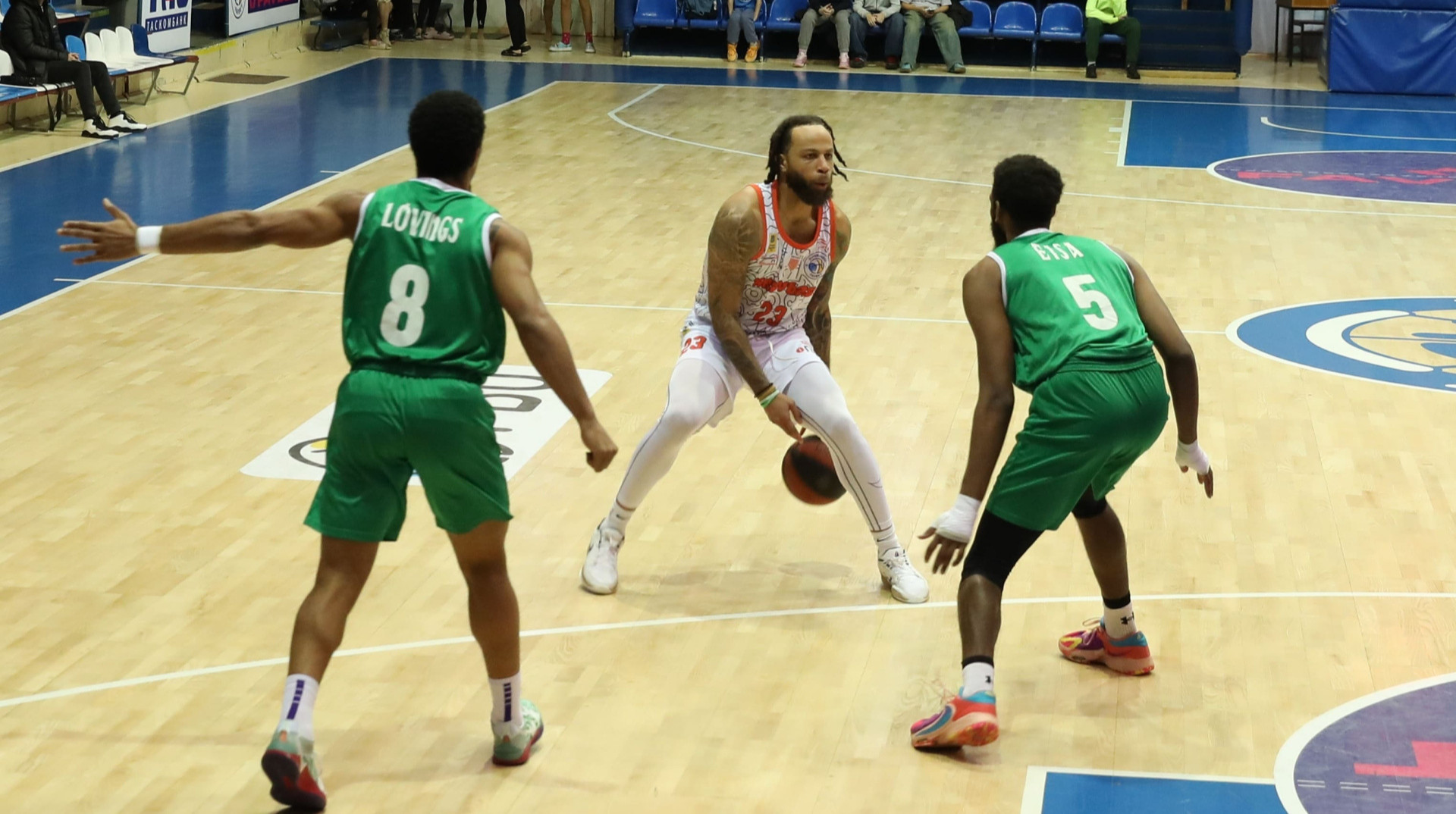 Днепр разгромил Кривбасс, Киев-Баскет и Запорожье тоже победили в матчах Суперлиги