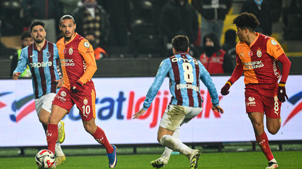 Трабзонспор із Зубковим та Батаговим розгромно програв Галатасараю в 1/2 фіналу Суперкубку Туреччини