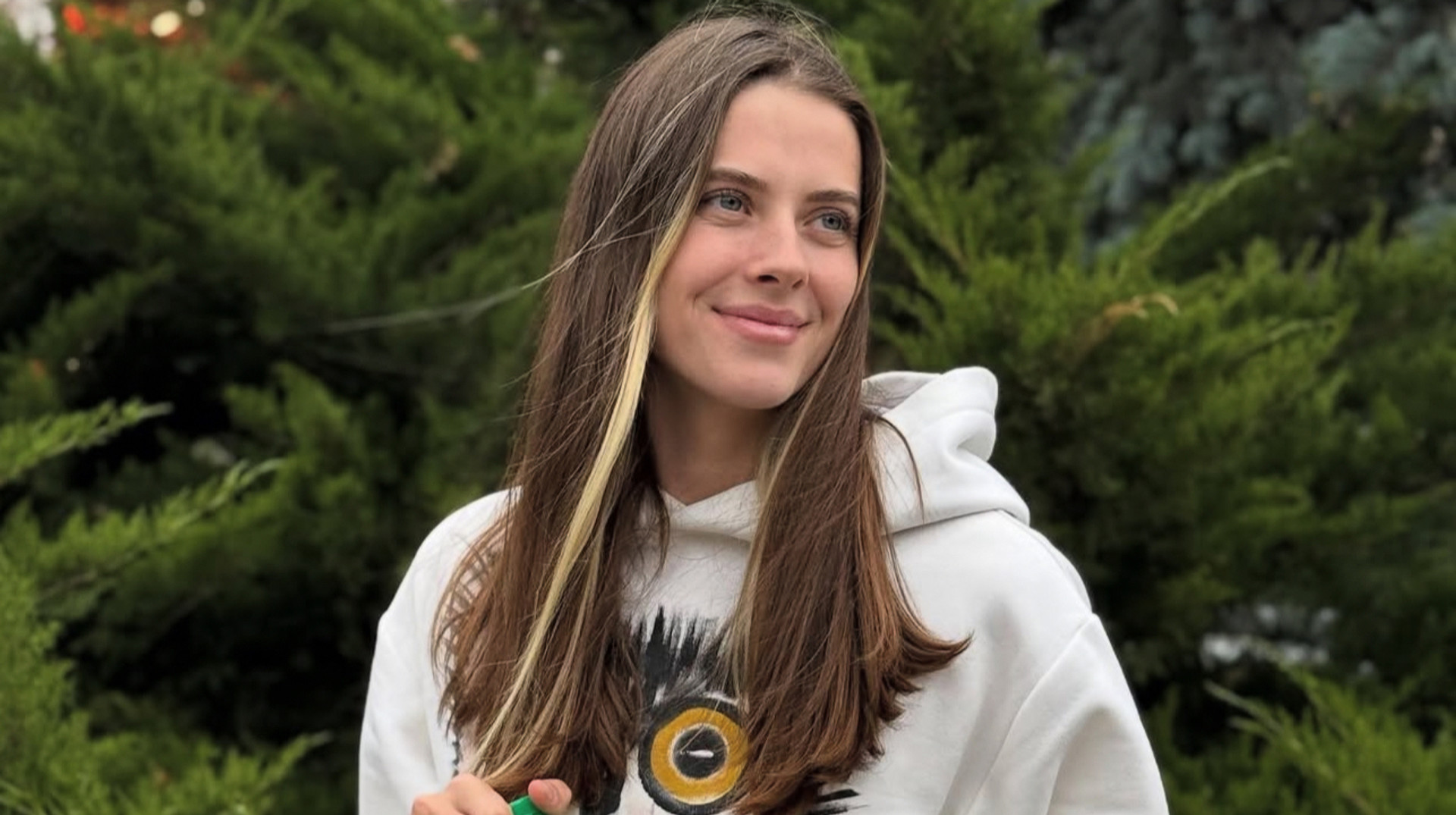 Виплеснула весь негатив із танцями: Магучіх показала, як розбиває посуд під веселу музику