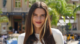 Кінець тренувального сезону: Магучіх вразила танцем під хіт Dua Lipa у шикарній сукні