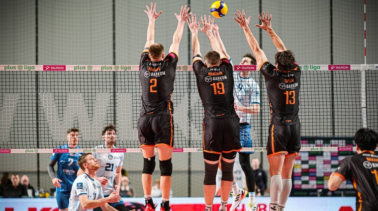 Барком-Кажаны сенсационно обыграли одного из лидеров чемпионата Польши