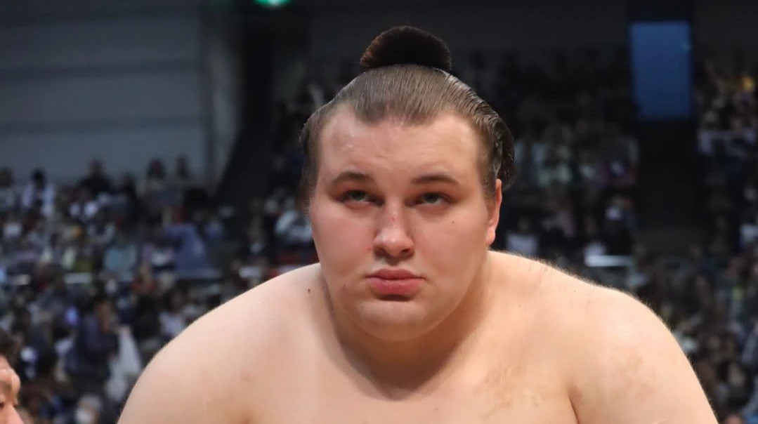 Експерт із сумо: Суперники вивчили стиль Аонішікі