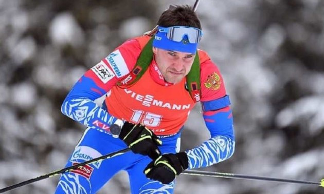 Слава богу, з лижами та з гвинтівкою: Російський біатлоніст забув палиці та запізнився на старт