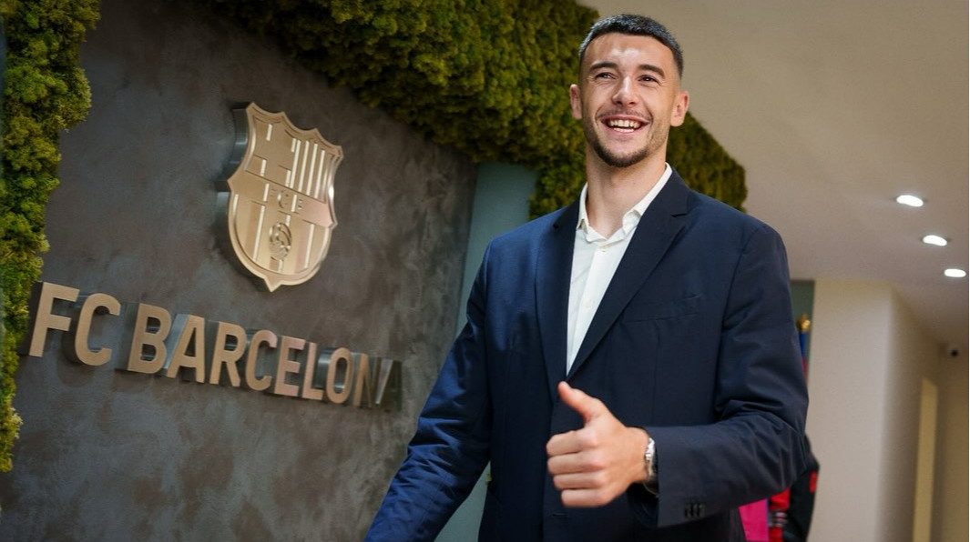 СМИ раскрыли срок восстановления основного голкипера Барселоны, который травмировался в матче против Ньюкасла