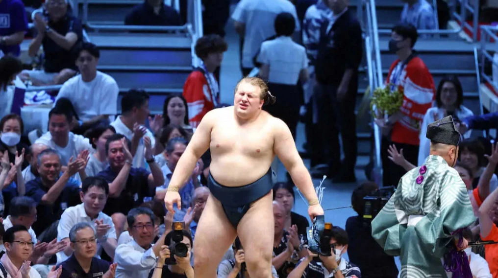 Сумоист Аонишики назвал свою главную цель после триумфального Nagoya Basho