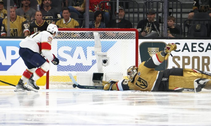 Воротар Вегаса виконав геніальний сейв у фіналі НХЛ