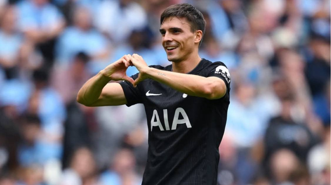 Тоттенхэм планирует выкупить Палинью