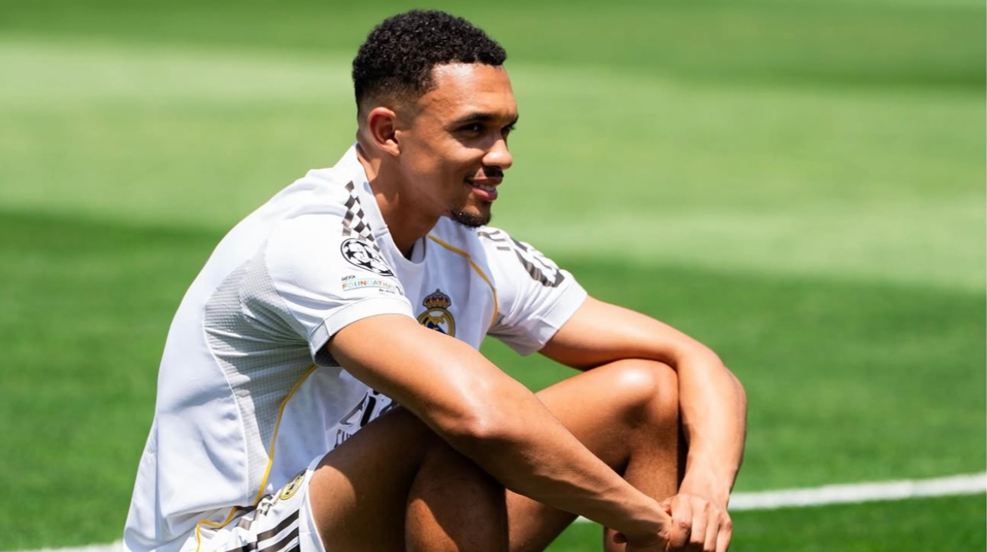 Доведеться вибачатися: фанати знайшли старий пост новачка Реала у соцмережах на підтримку Барселони