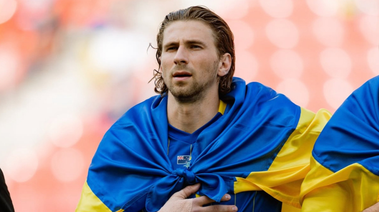 Відомий інсайдер спростував інтерес Тоттенгема до захисника збірної України