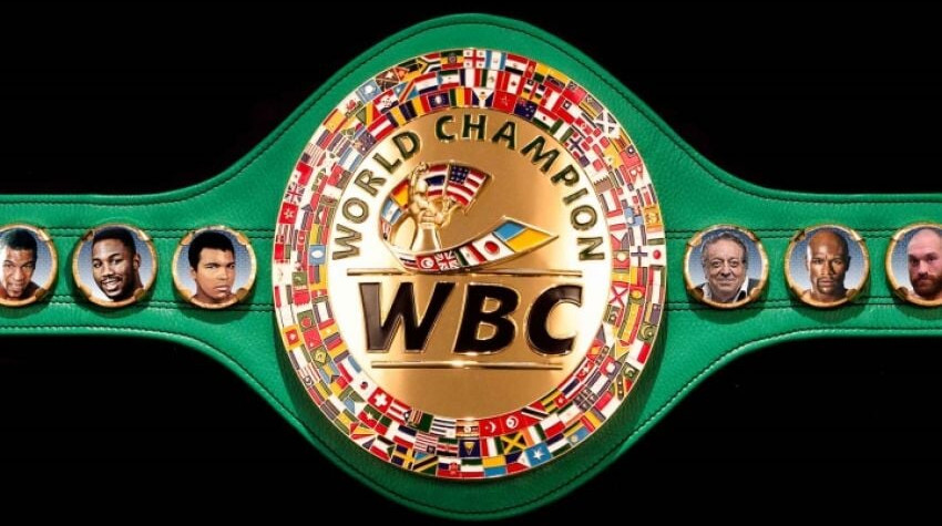 Прапор Росії на поясі WBC замінили на прапор Саудівської Аравії