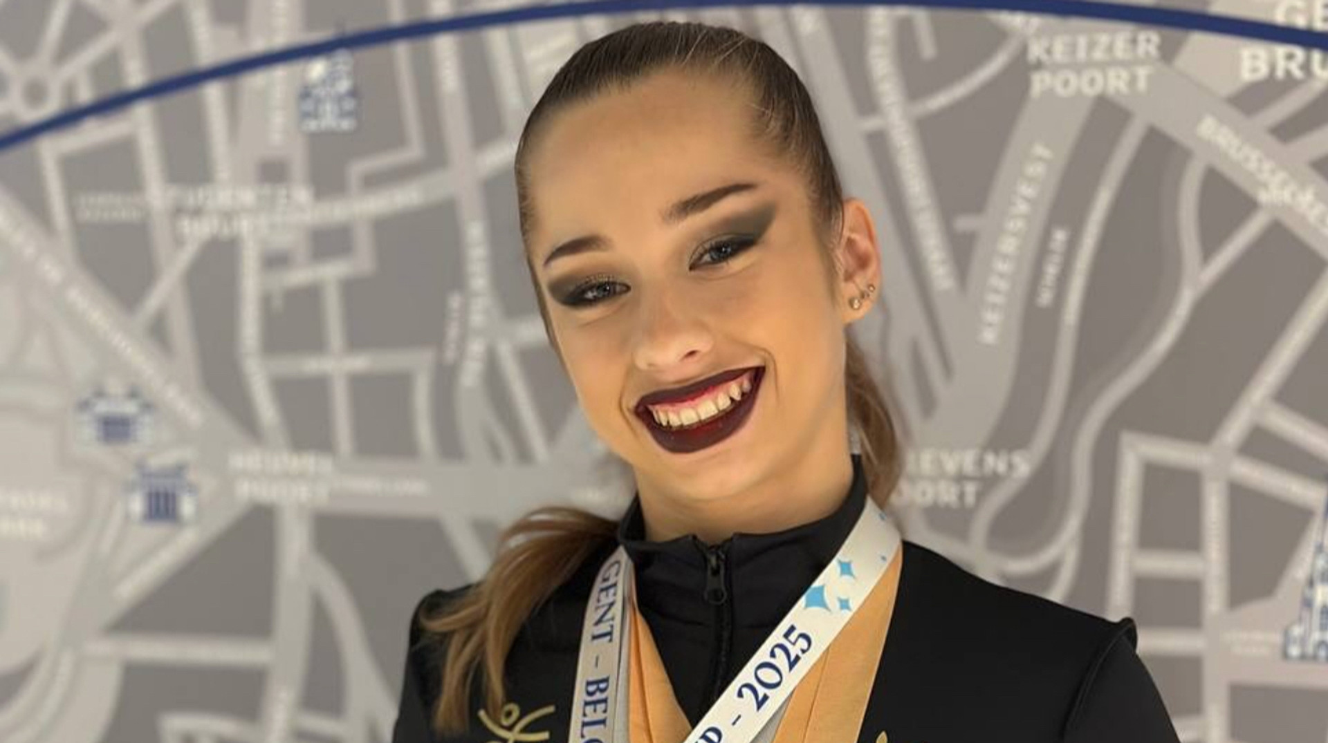 Новый рекорд в 14 лет: украинская гимнастка поразила невероятным количеством выполненных фуэте