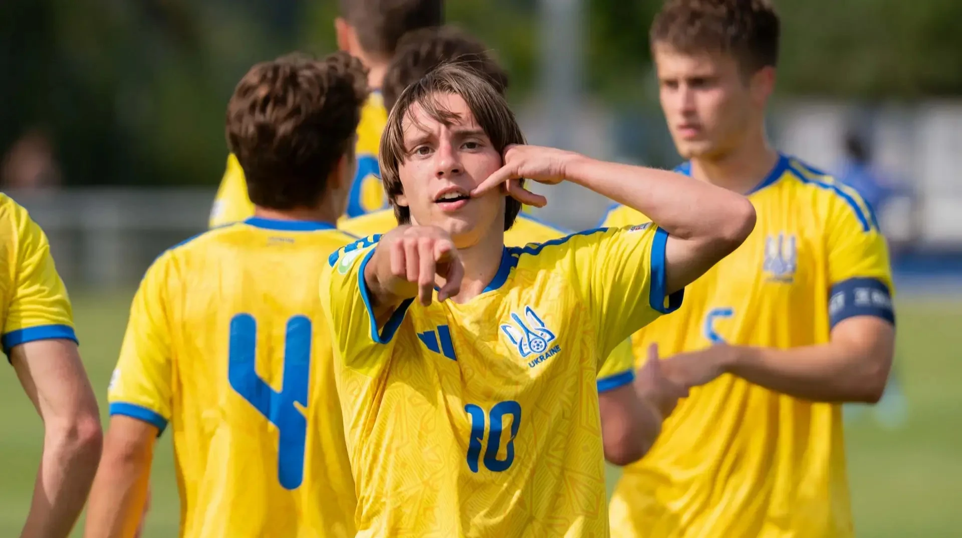 Збірна України оголосила стартовий склад на матч 1/2 фіналу Євро-2026 U-19 проти Німеччини