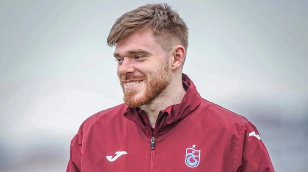 Реброву советуют вызвать на матчи плейофф ЧМ игрока, за которым следит клуб АПЛ