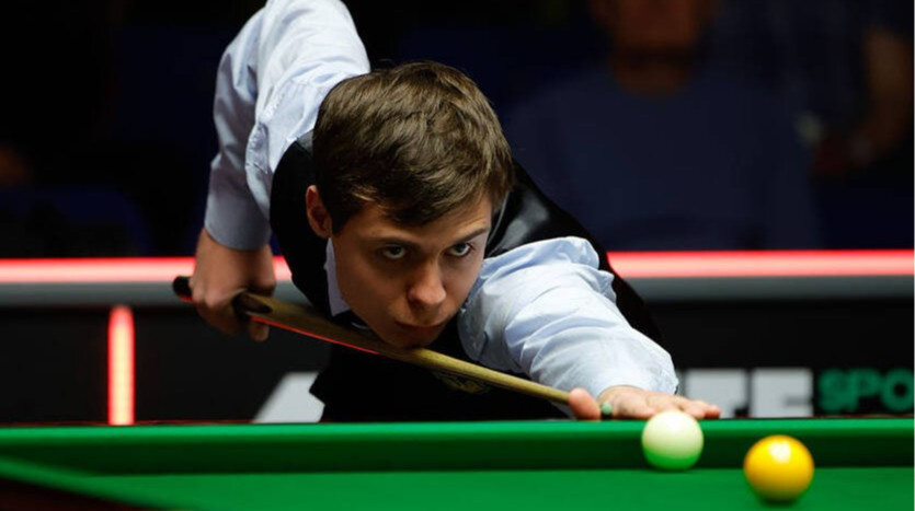 Казаков снова дошел до 19 фрейма, соперник Ларкова показал серийность: украинцы выбыли из квалификации ЧМ