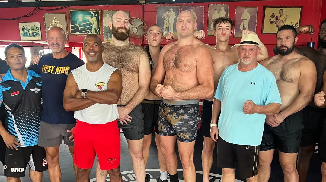 Ф'юрі завершив тренувальний табір та похизувався формою перед боєм з росіянином